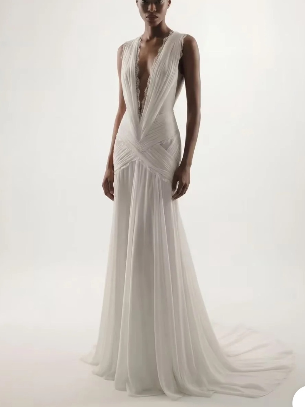 Mew Mews Plunging V-Neck White Chiffon Gown